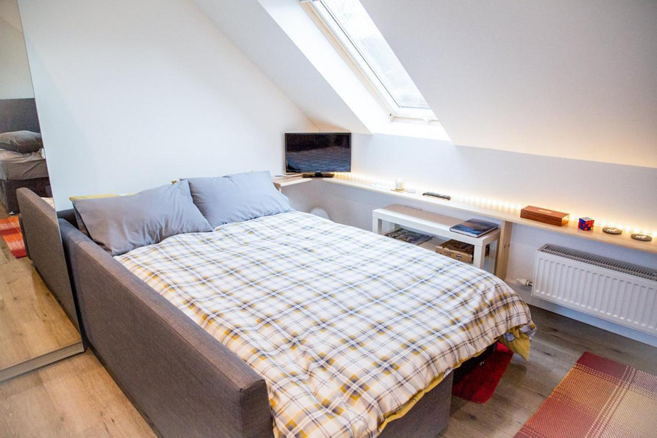 Allt Mor Rentals - Chalet With Hot Tub, And Studio Apartment No Hot Tub Roybridge Extérieur photo