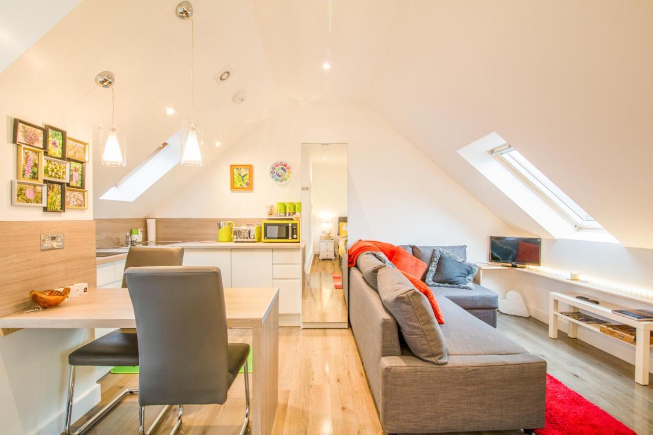 Allt Mor Rentals - Chalet With Hot Tub, And Studio Apartment No Hot Tub Roybridge Extérieur photo